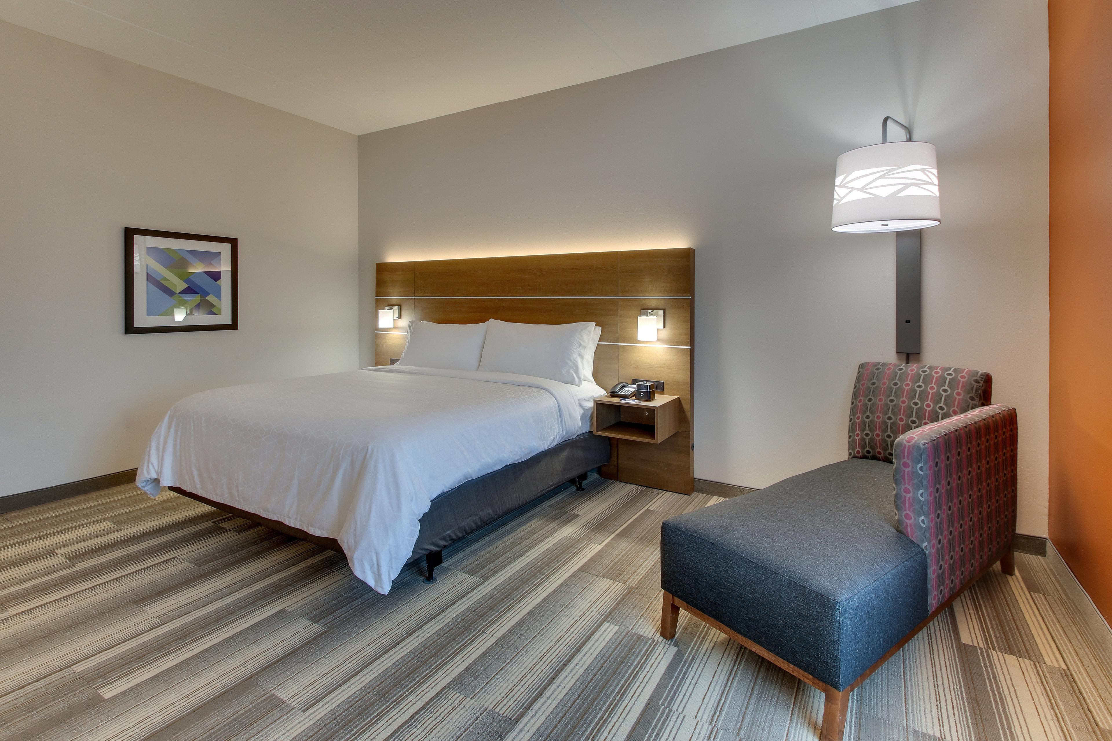 Holiday Inn Express & Suites - Nashville Metrocenter Downtown By Ihg Exterior foto